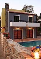 une piscine privée